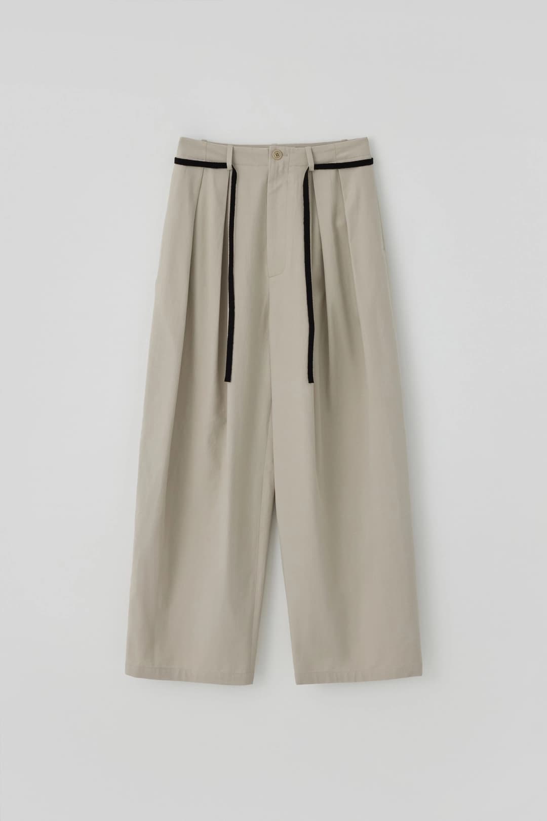 타낫 T/T Mond pin-tuck pants (beige)