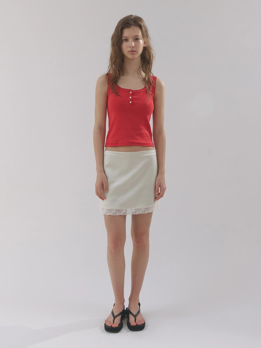 헤더먼트 satin lace skirt (butter)